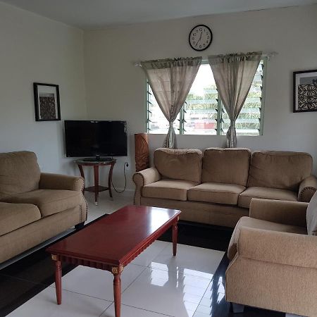 Malau Lodge Nuku'alofa Eksteriør billede