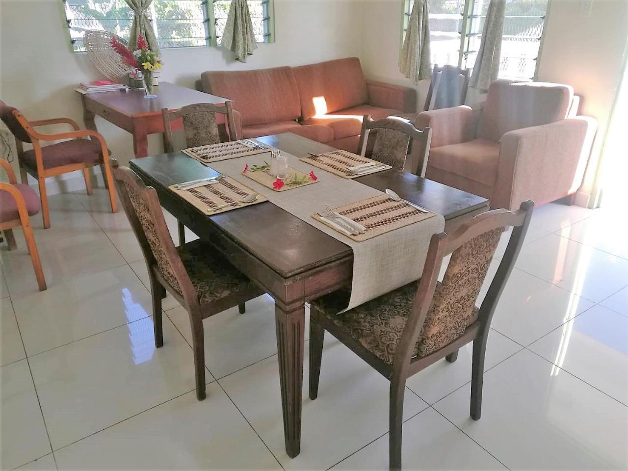 Malau Lodge Nuku'alofa Eksteriør billede