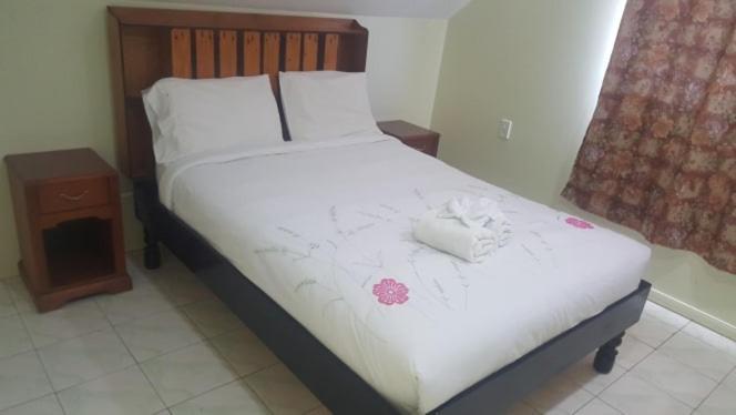 Malau Lodge Nuku'alofa Eksteriør billede